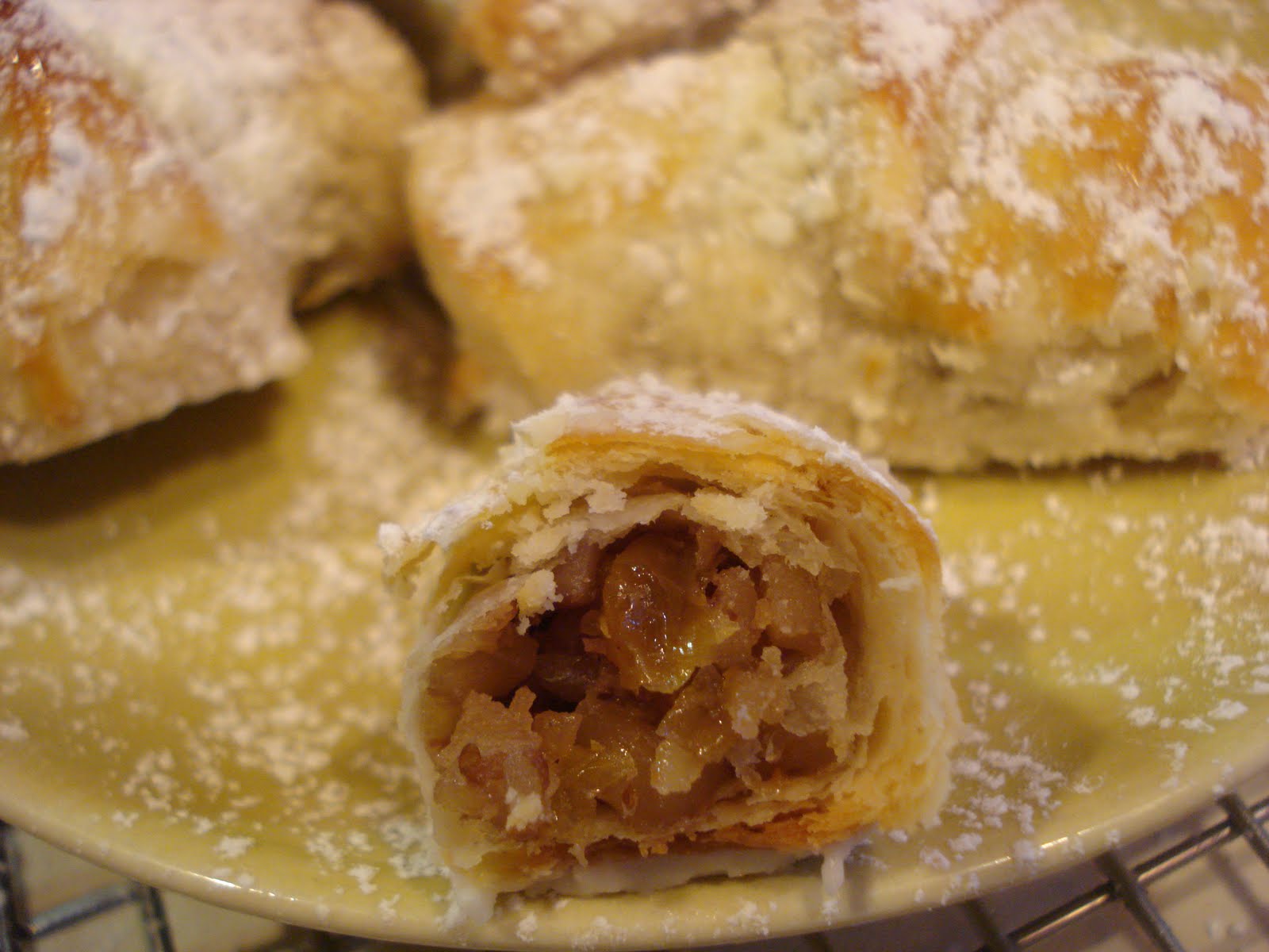 kifli hungarian walnut cookies recipes